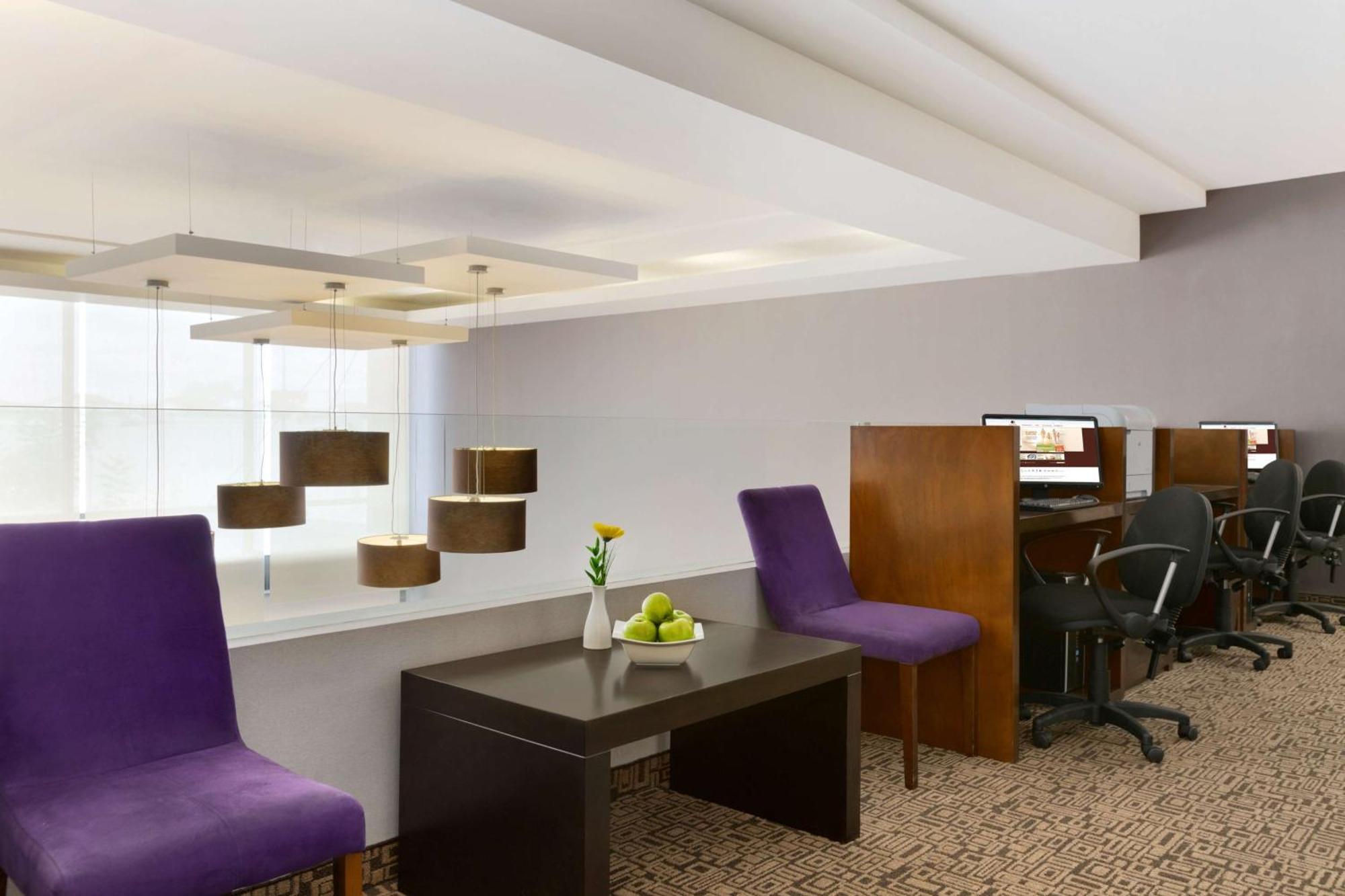 Doubletree By Hilton Queretaro Hotell Exteriör bild
