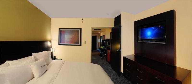 Doubletree By Hilton Queretaro Hotell Exteriör bild